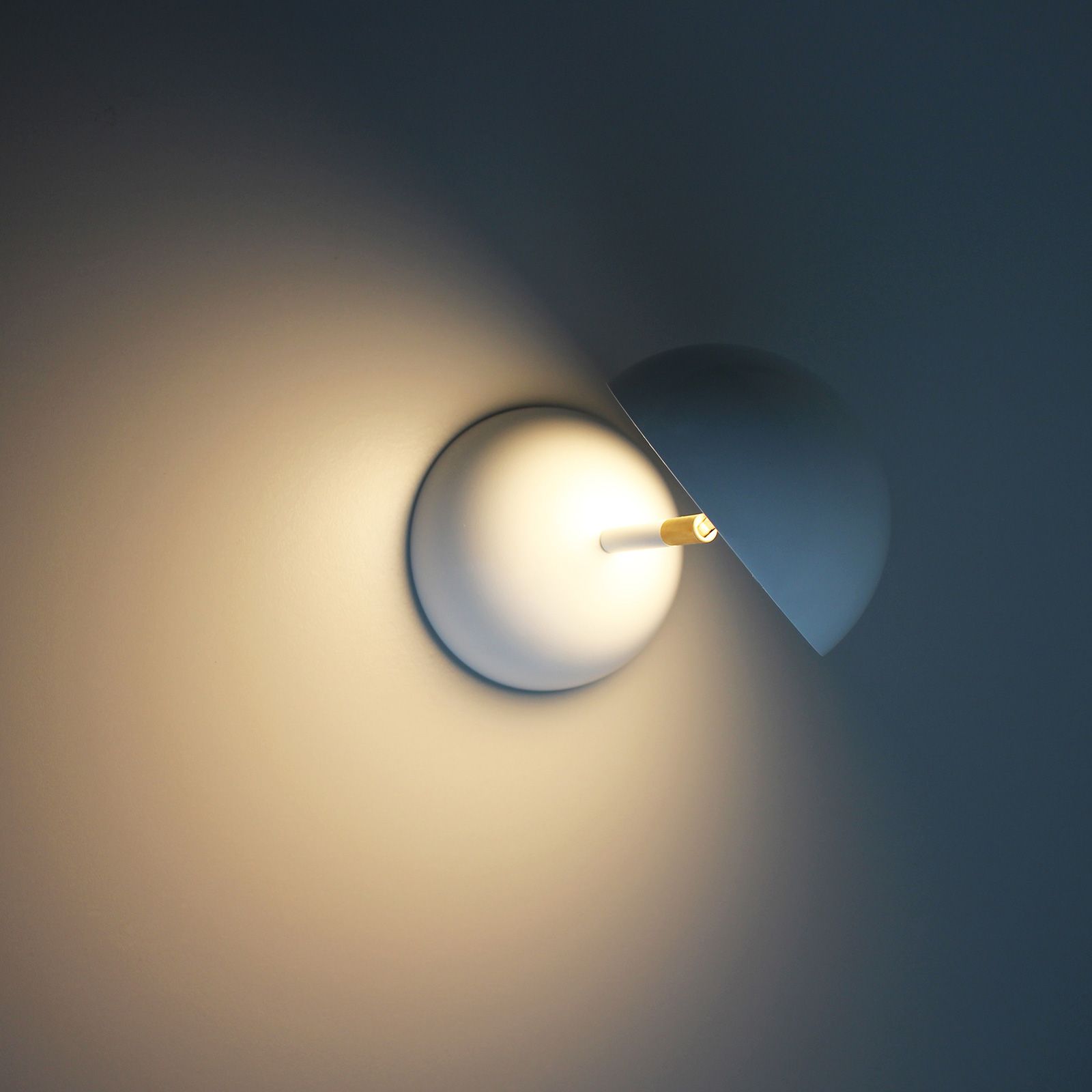 DIABOLO WALL LAMP