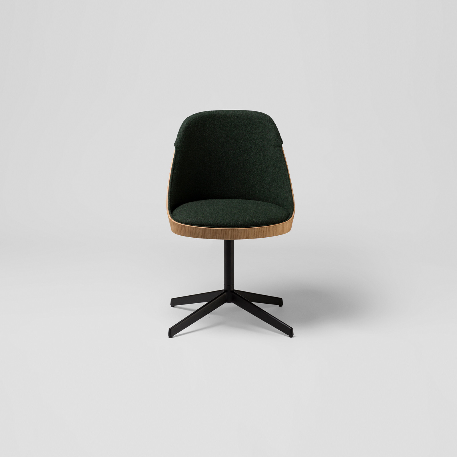 KAIAK CONFIDENT CHAIR