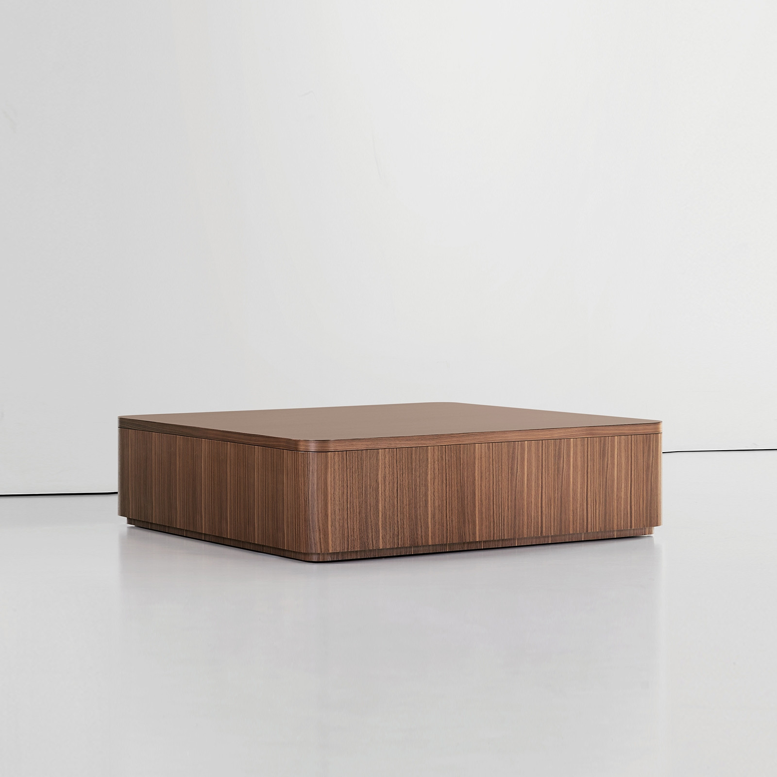 ELEVATION DRUM TABLE