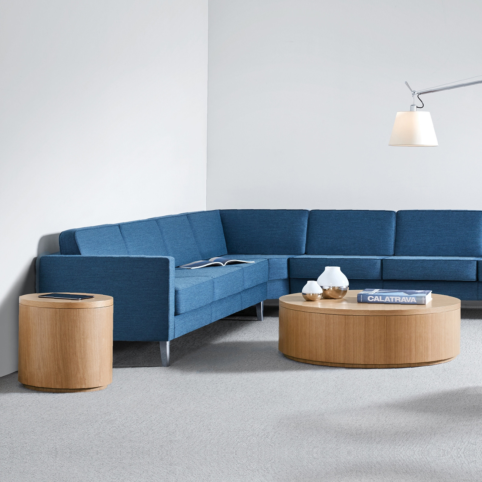 ELEVATION DRUM TABLE