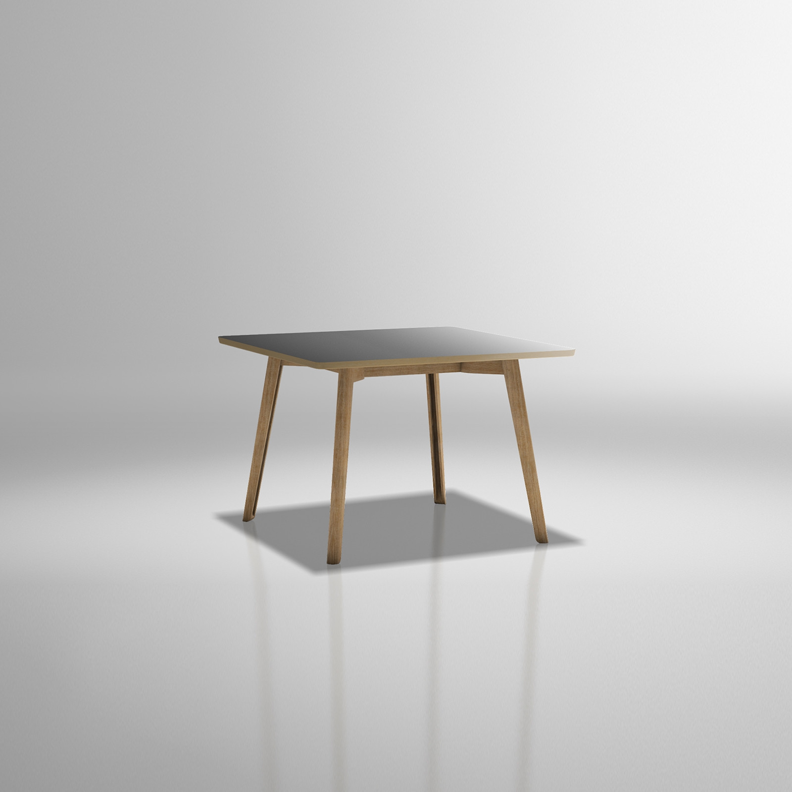 SOLEM TABLE