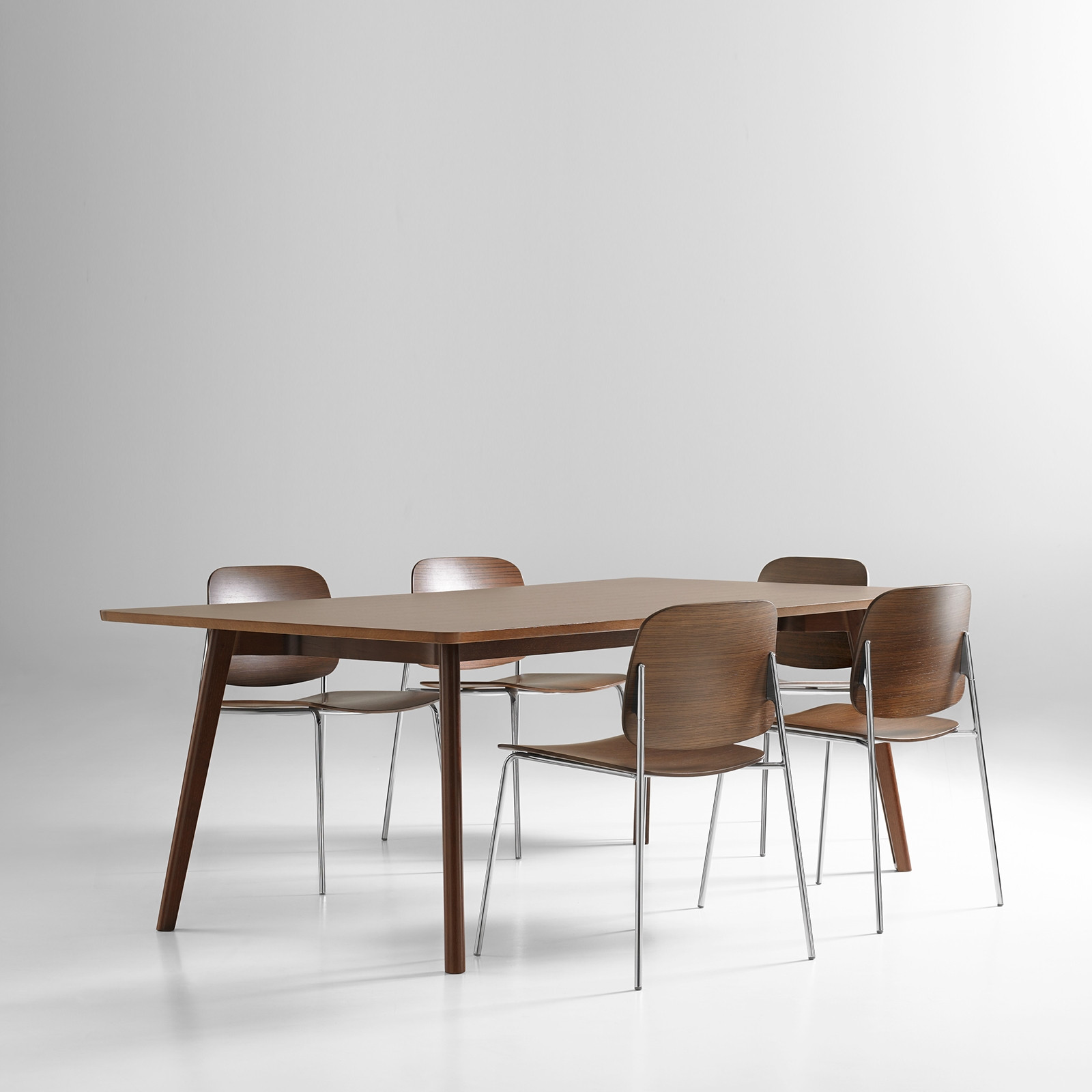 SOLEM TABLE