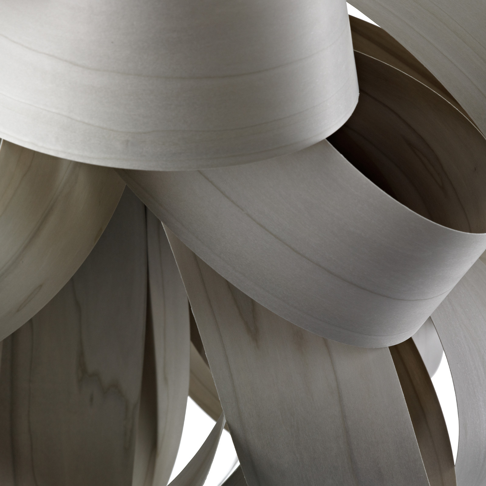 AGATHA BALL SUSPENSION