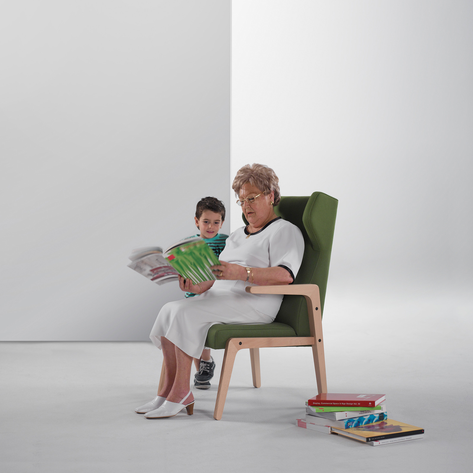 BOOMERANG LOUNGE CHAIR