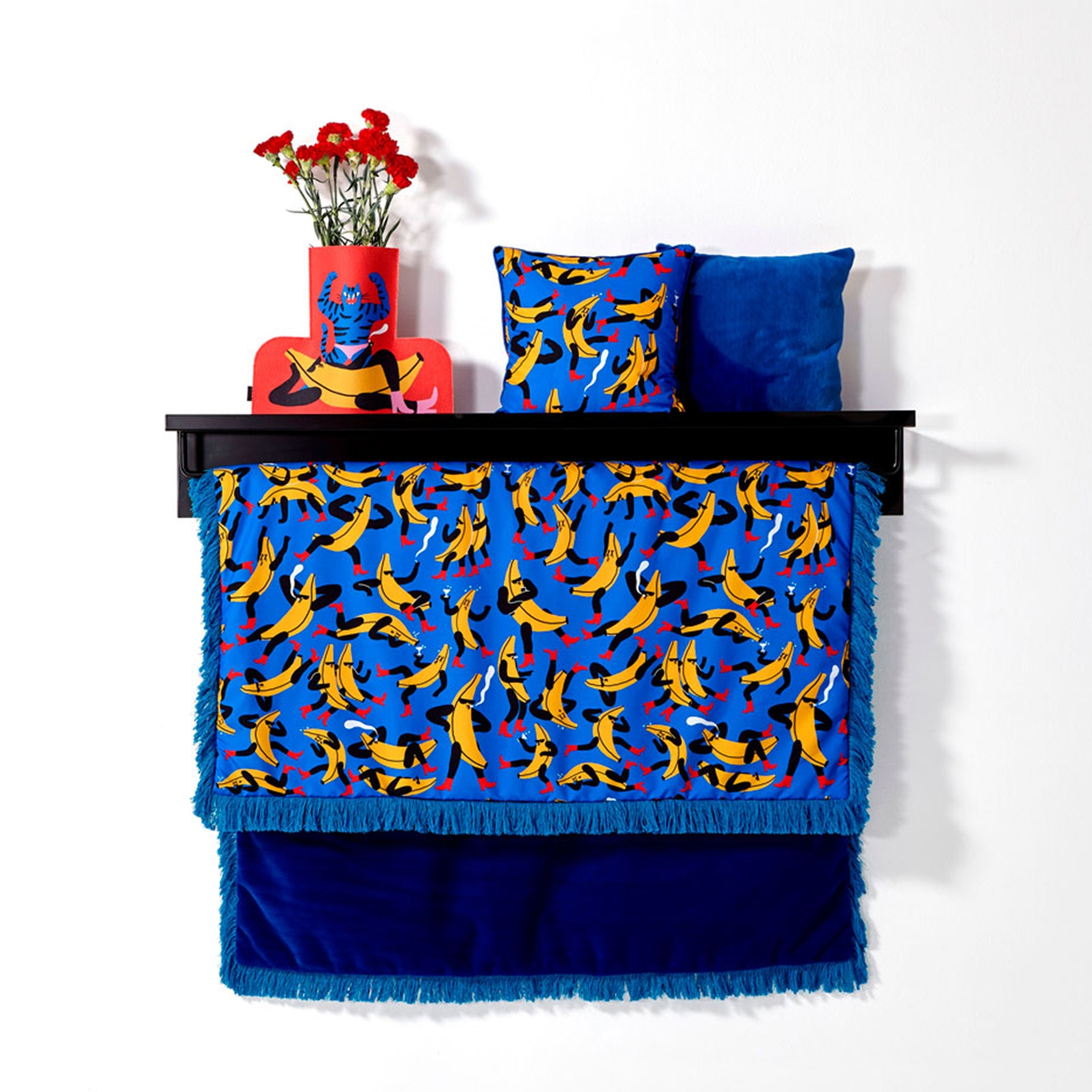 FLORA & FAUNA CUSHION