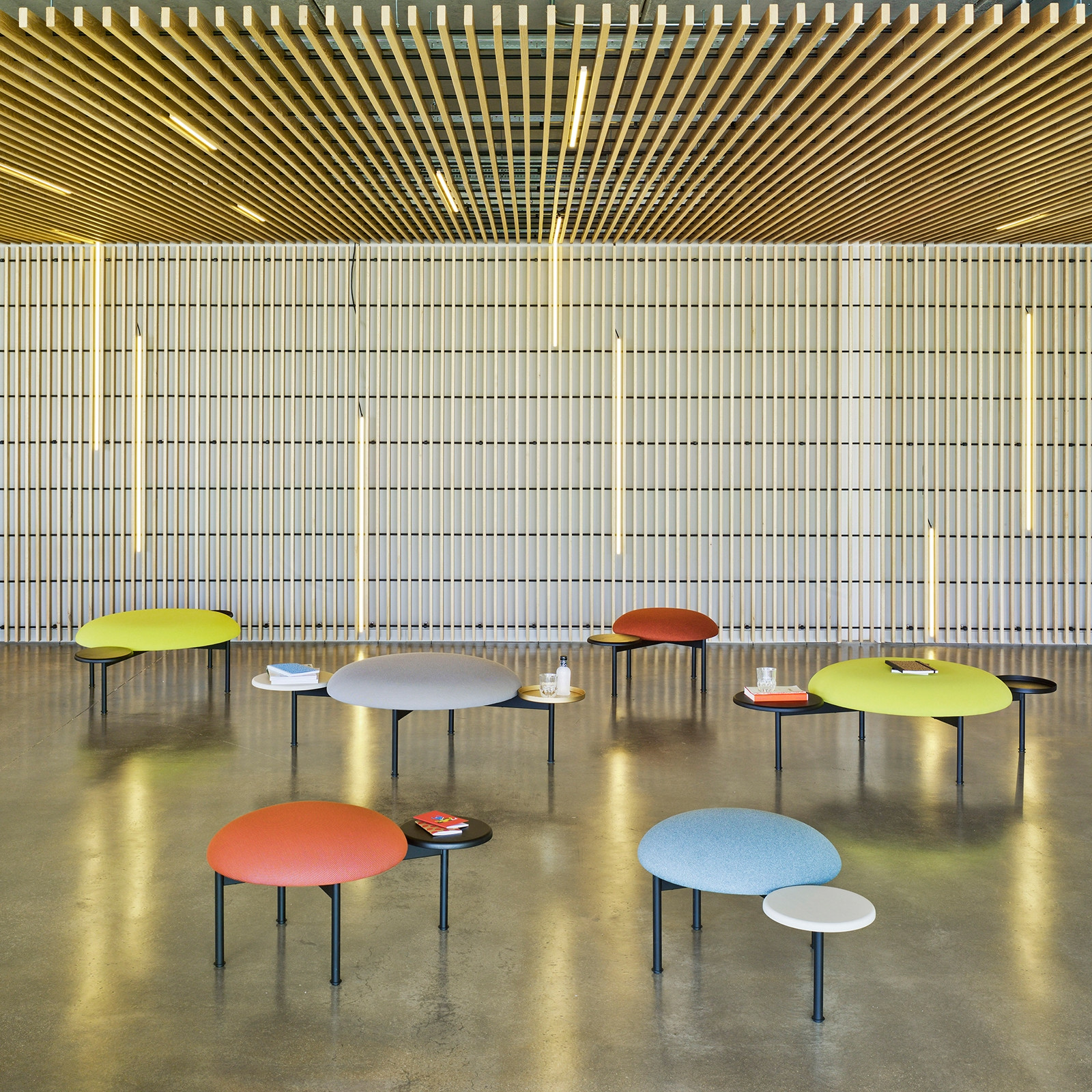 MEETING POINT POUF SYSTEM