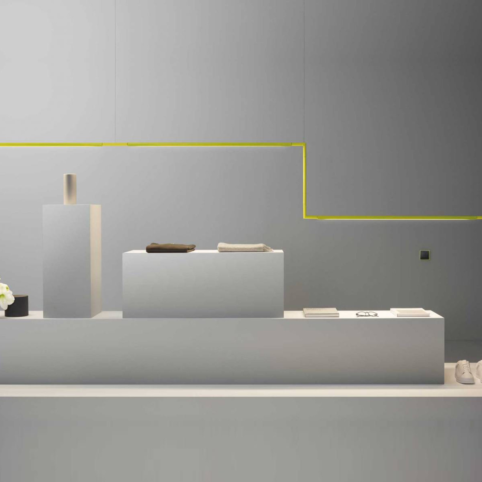 SLIM SUSPENSION LIGHTING SYSTEM