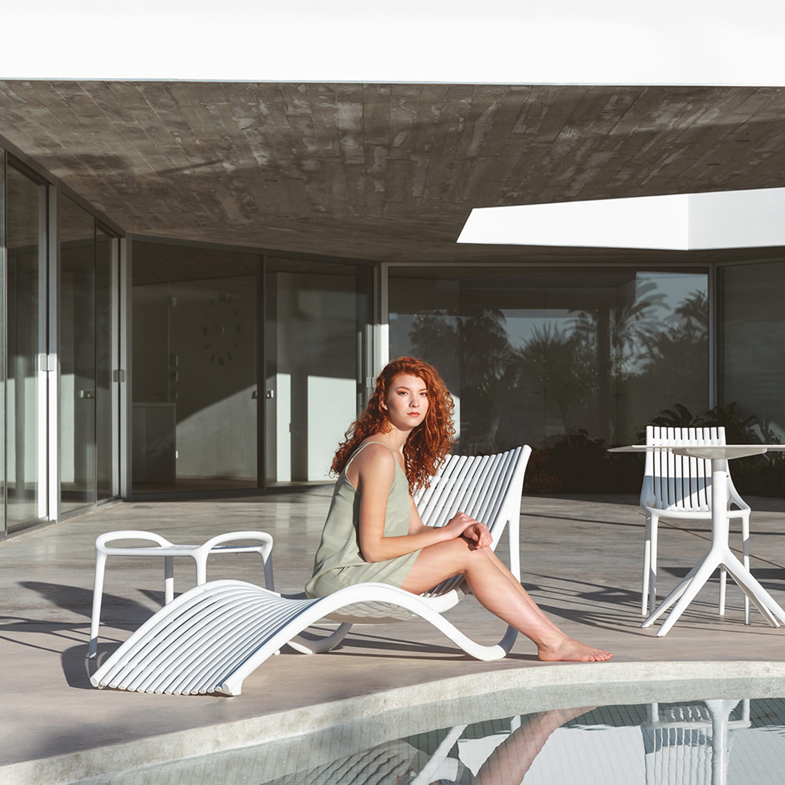 IBIZA OCCASIONAL TABLE