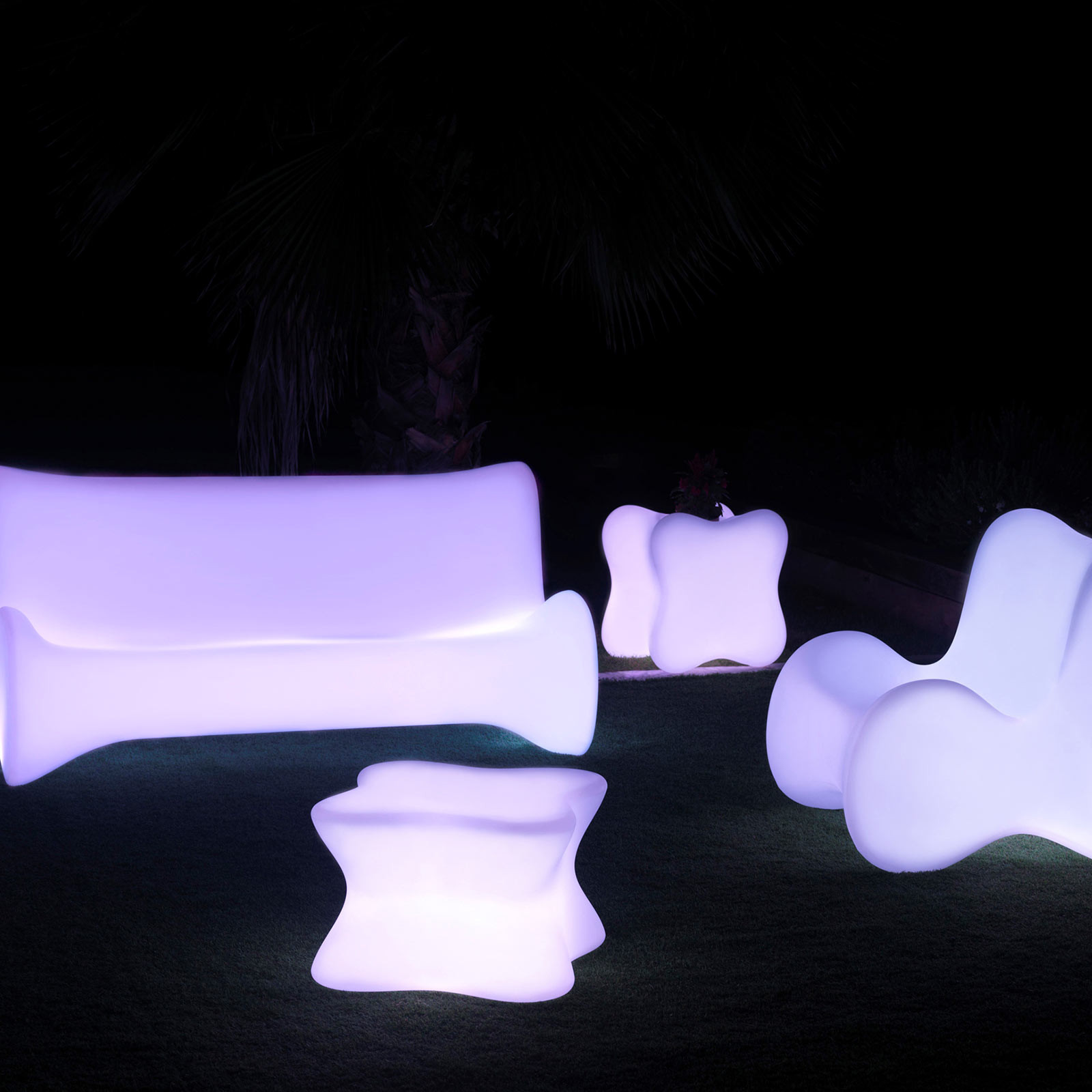 PAL OCCASIONAL TABLE