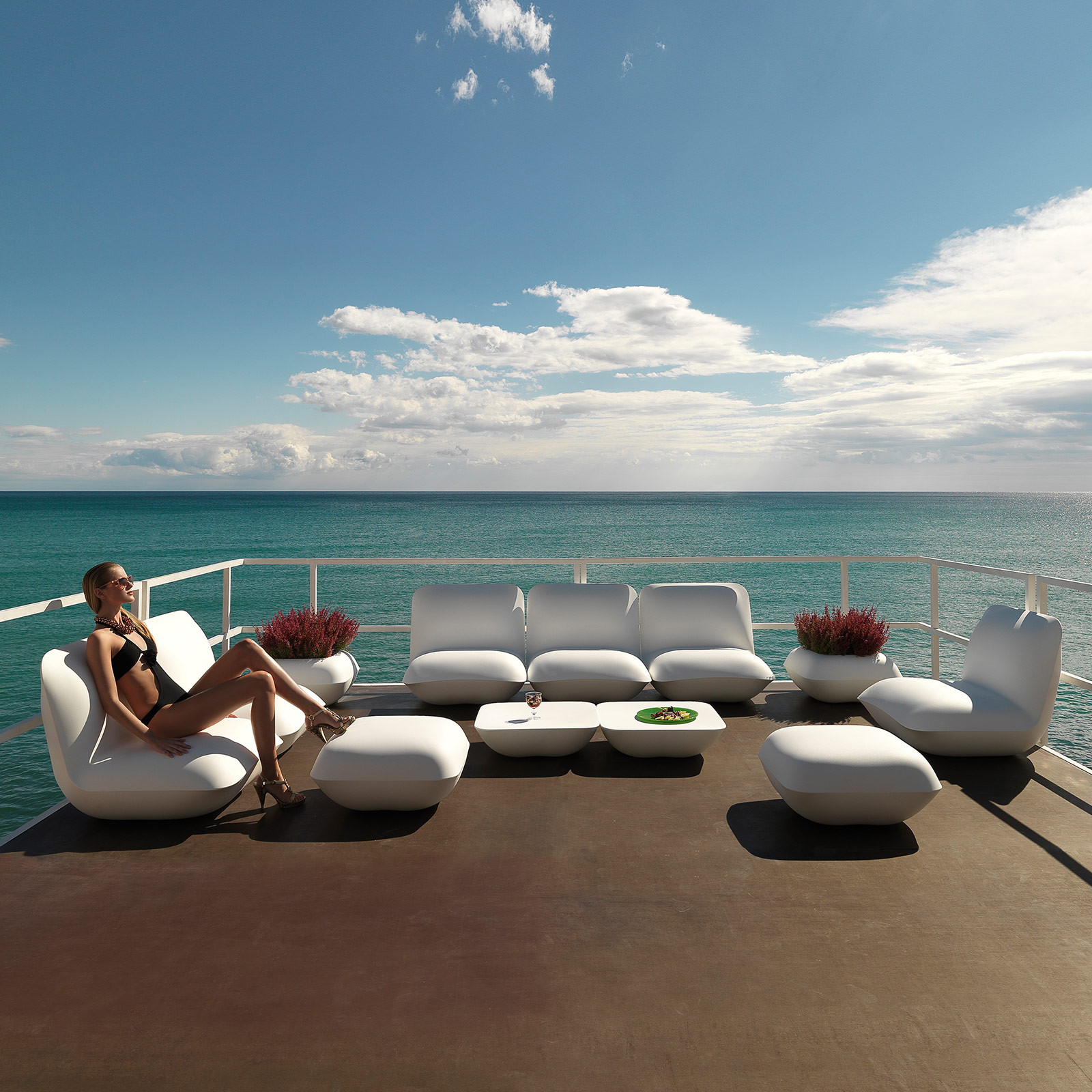 PILLOW OCCASIONAL TABLE