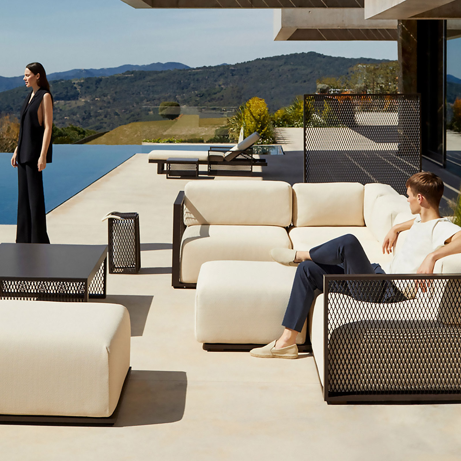 THE FACTORY MODULAR SOFA