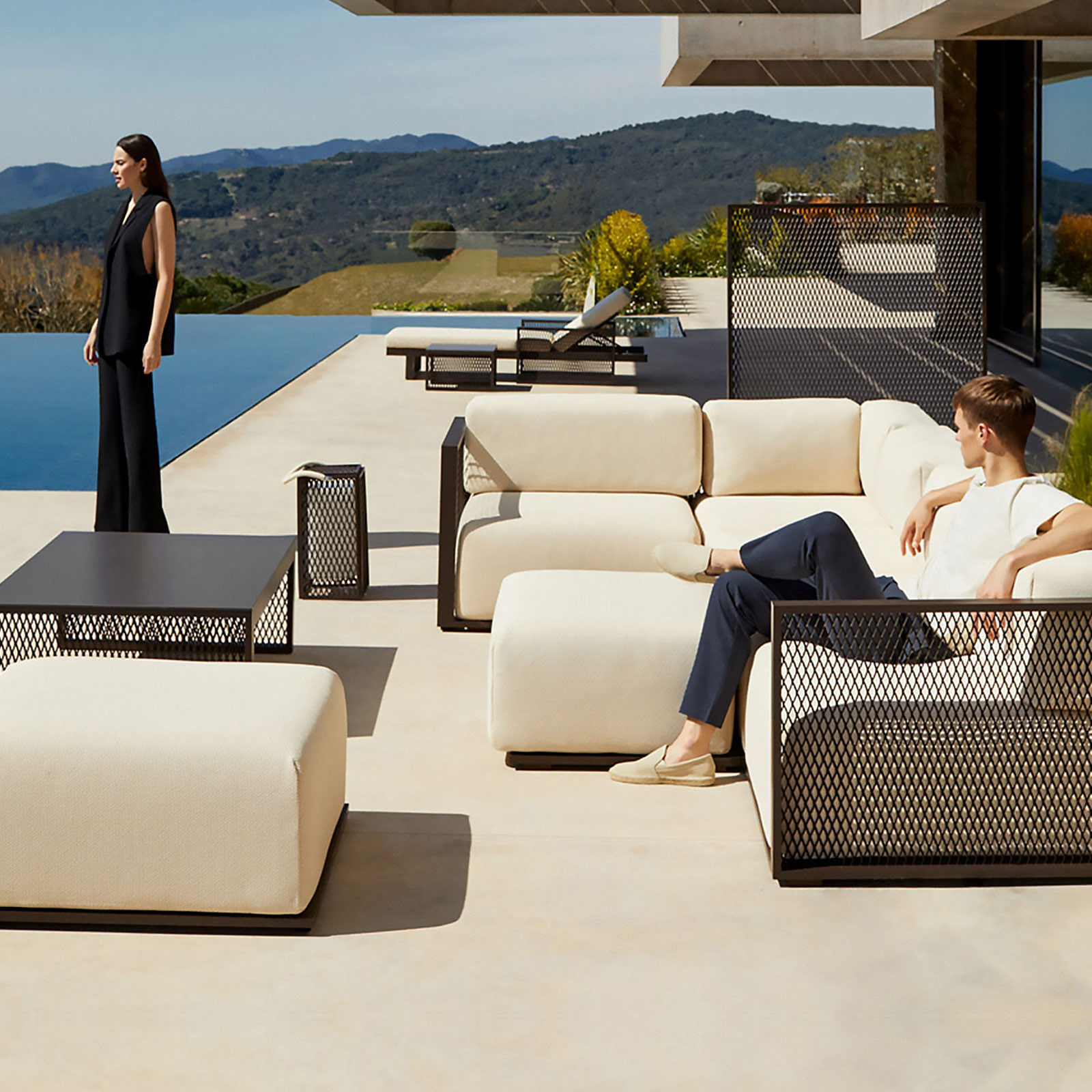 THE FACTORY OCCASIONAL TABLE