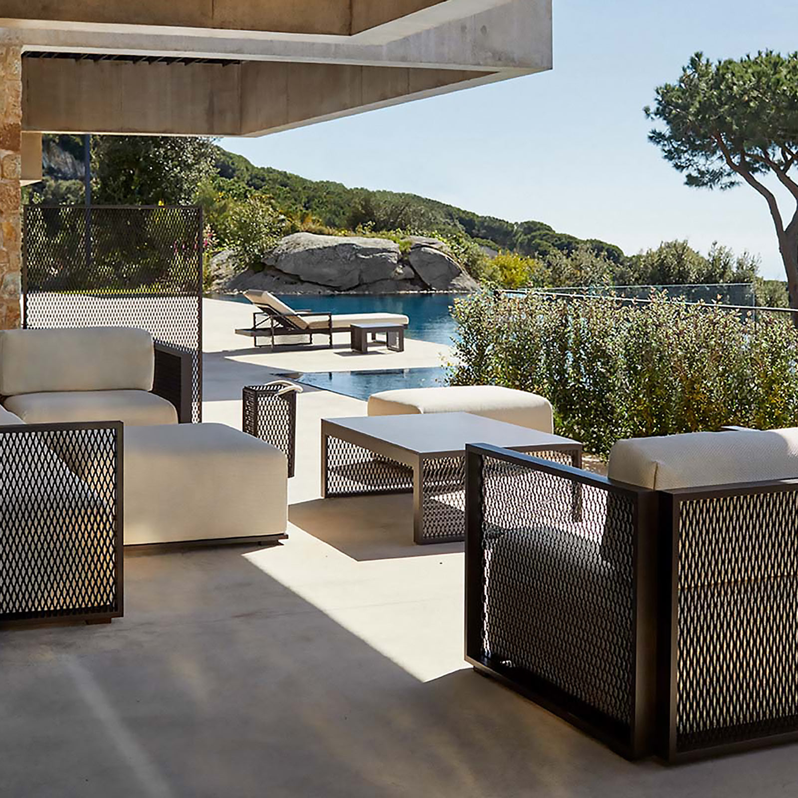 THE FACTORY OCCASIONAL TABLE