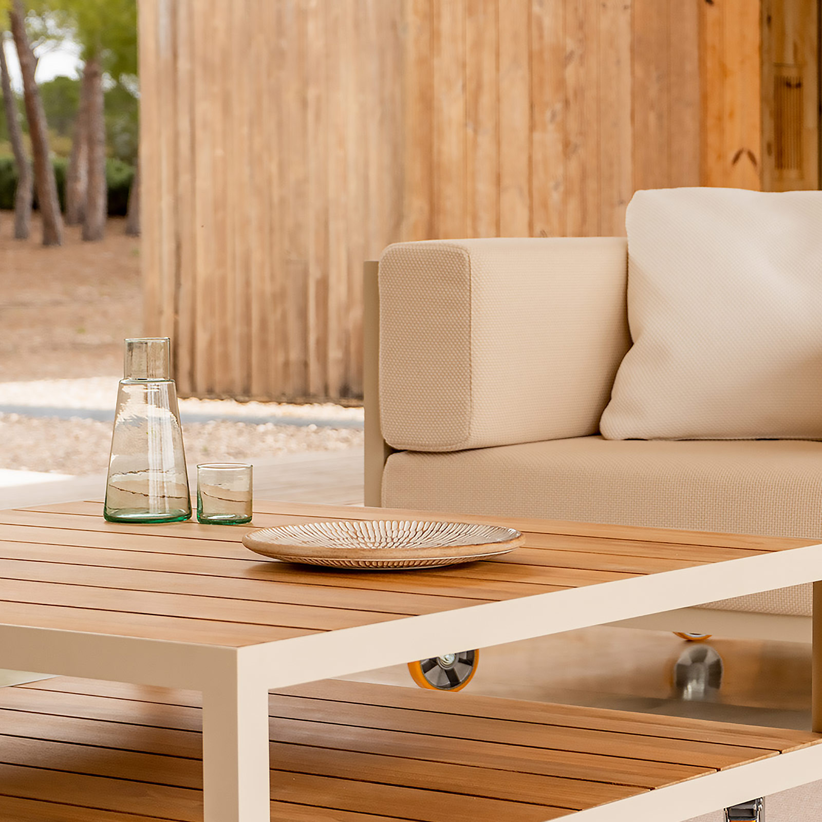 VINEYARD OCCASIONAL TABLE