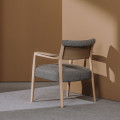 RIZO LOUNGE CHAIR