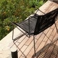OUT LINE LOUNGE CHAIR