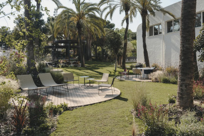 Mediterranean Office Outdoor Space